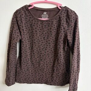 4-30$ H&M Chocolate Leopard Print Top 4-6 years